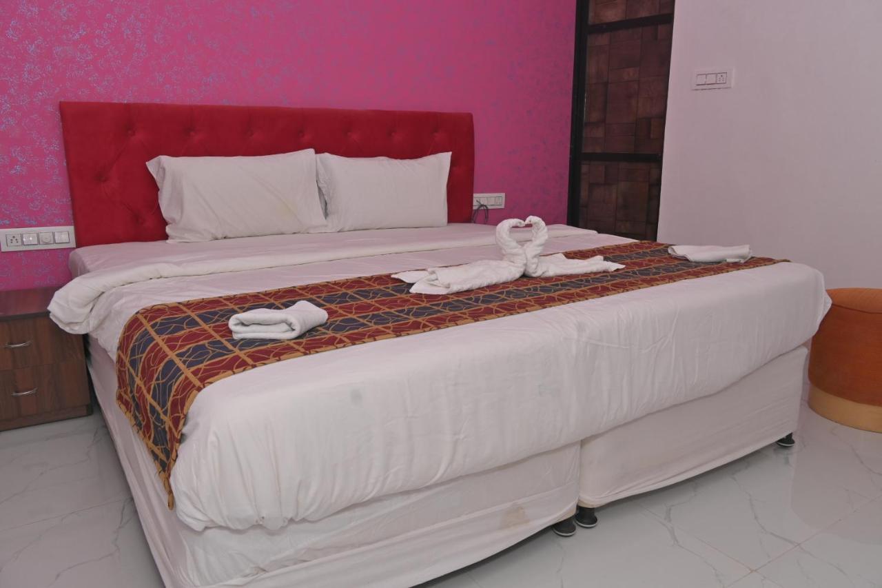 Hotel Apni Haveli Udaipur Esterno foto