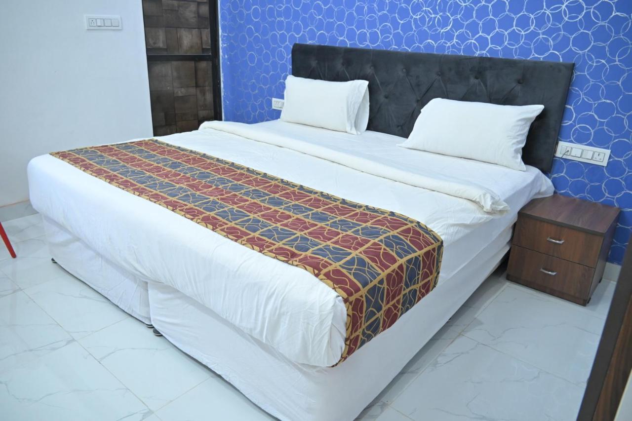 Hotel Apni Haveli Udaipur Esterno foto